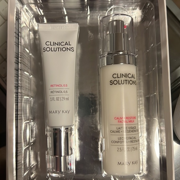 BRAND NEW!!! Mark Kay Clinical Solutions Retinol .5 and Calm+Restore Facial Milk - Picture 2 of 3